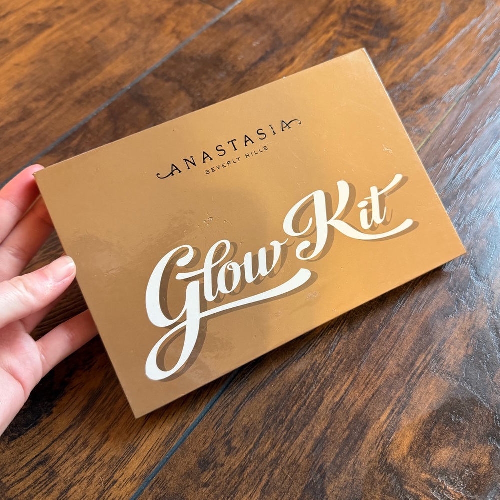 Anastasia Beverly Hills Ultimate Glow Kit